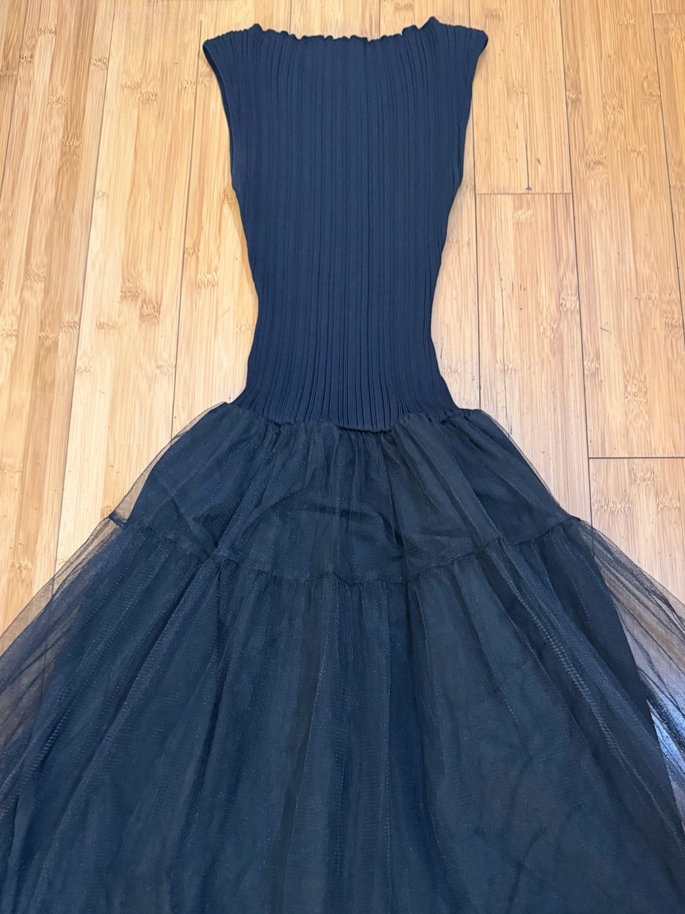 NWOT En Saison Darcy Sleeveless Mixed Media Tulle Gown Dress in Black Size S - Picture 6 of 15